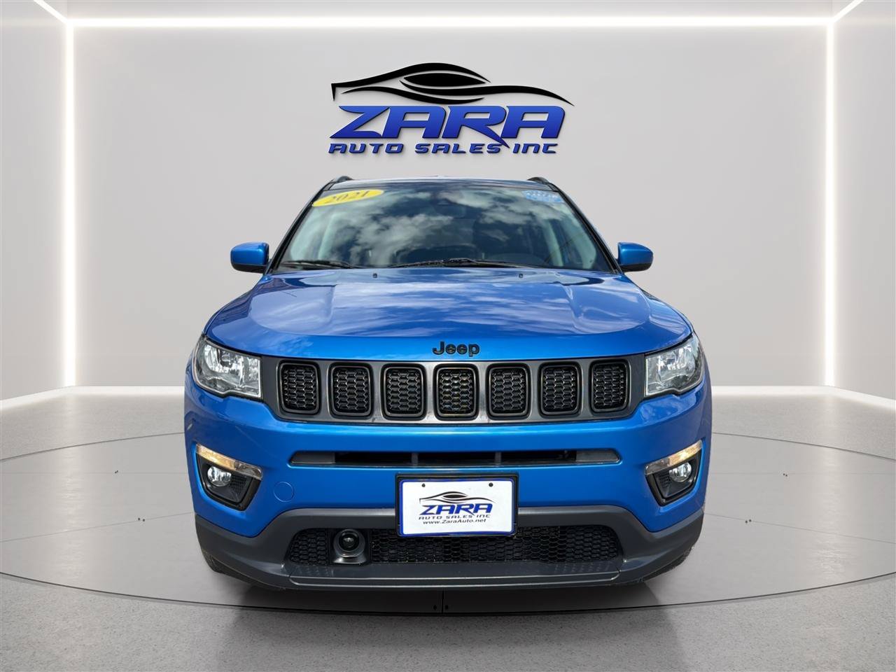 Used 2021 Jeep Compass Latitude AWD/4WD image 2