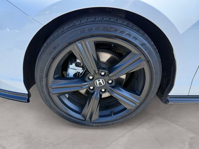 Used 2023 Honda Accord Sport image 11