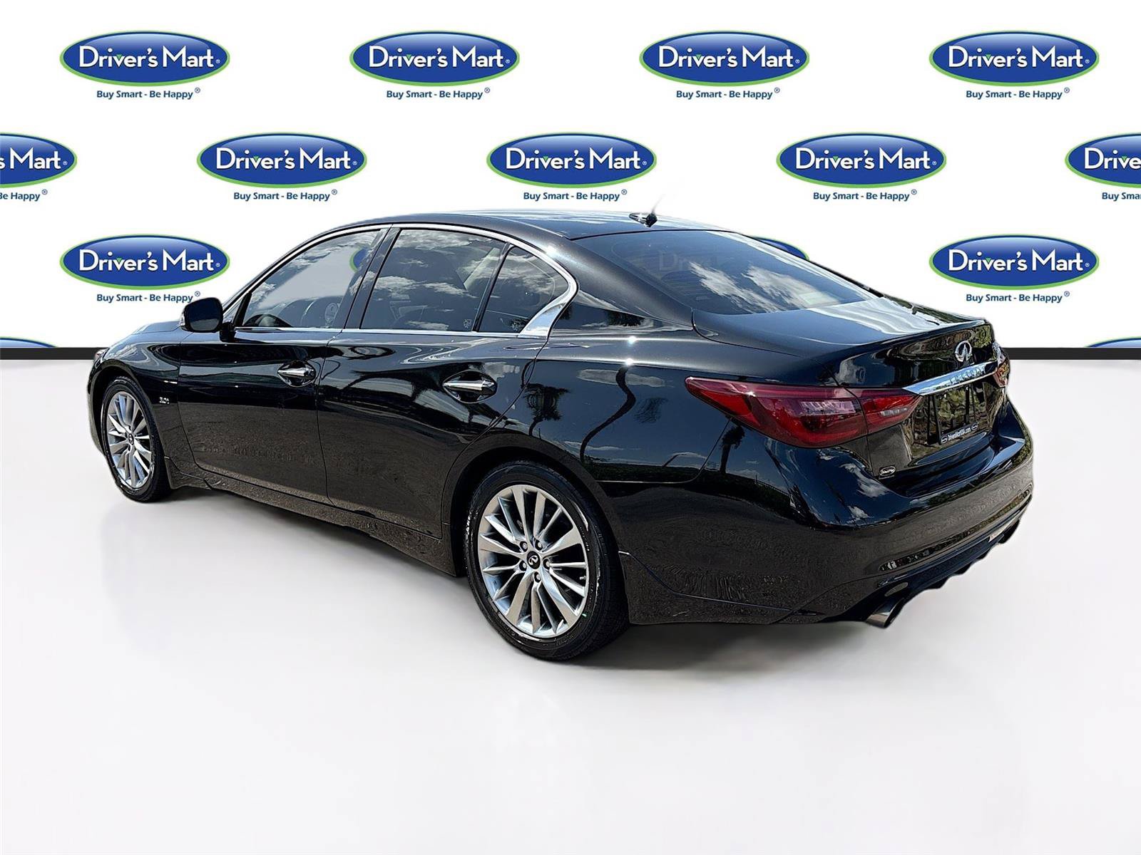 Used 2019 INFINITI Q50 Luxe w/ Cargo Package (L96) RWD image 5