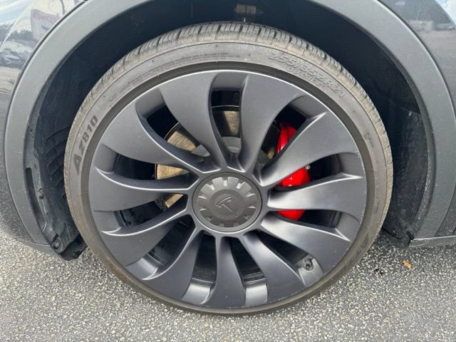 Used 2024 Tesla Model Y Performance AWD/4WD image 7