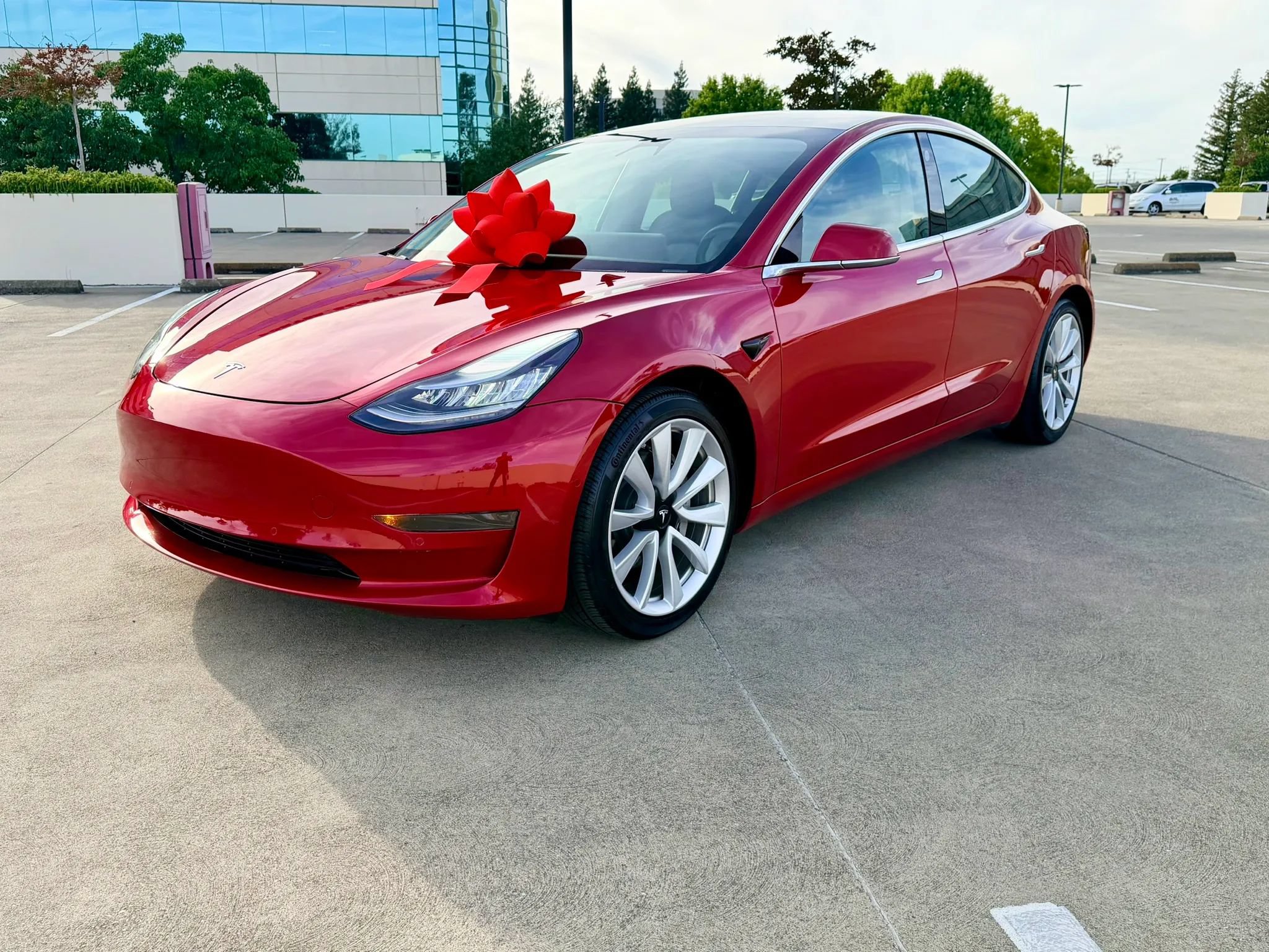 Used 2020 Tesla Model 3 Standard Range Plus RWD image 24