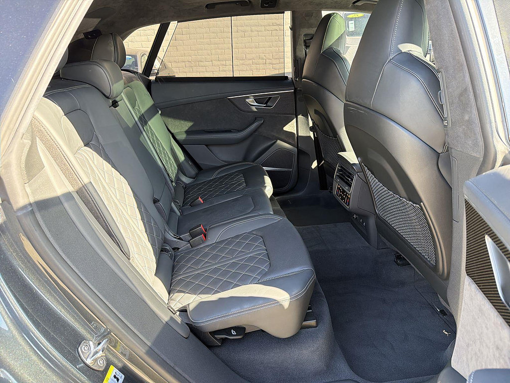 Used 2022 Audi SQ8 Prestige w/ Prestige Package AWD/4WD image 22