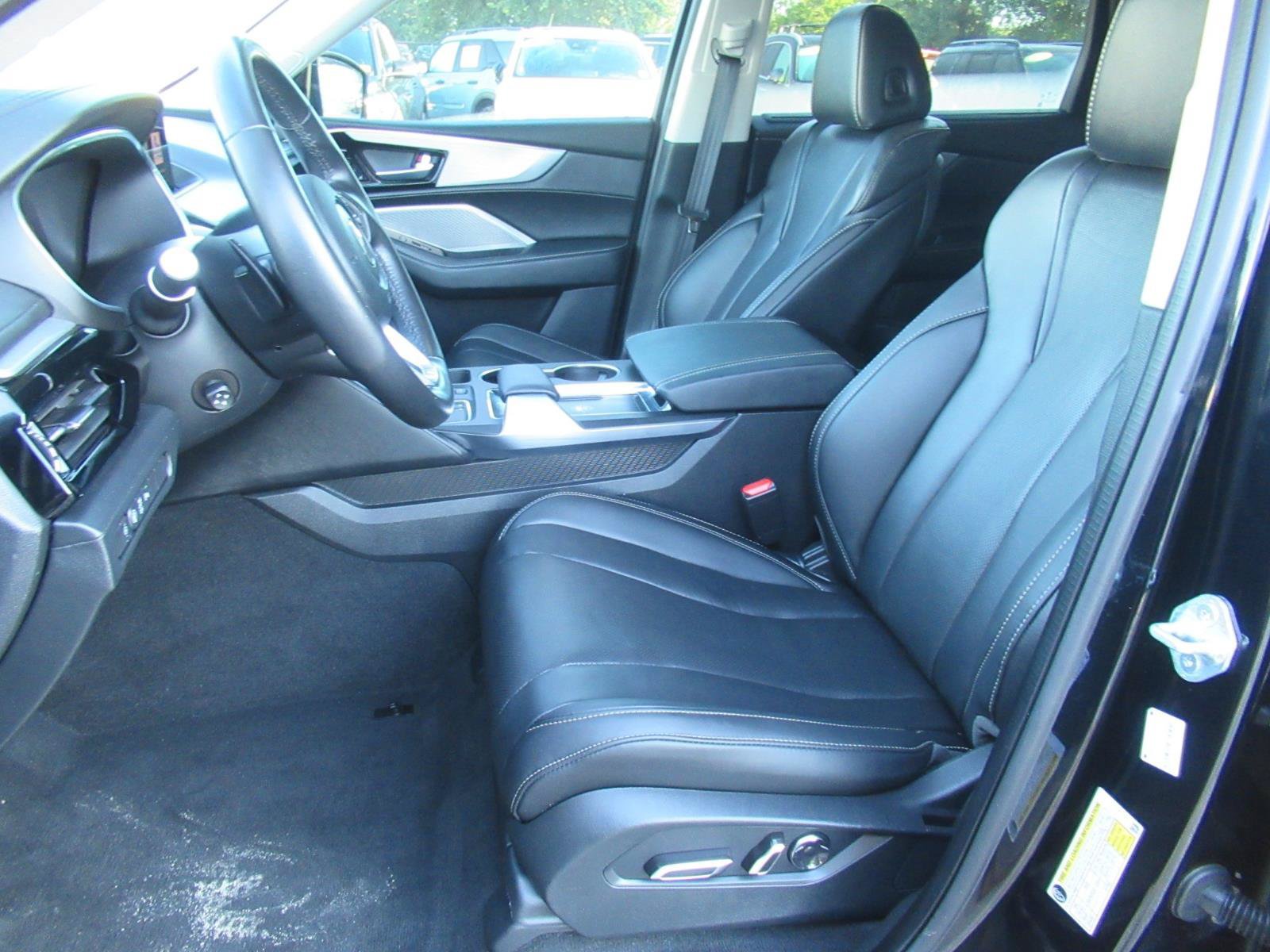 Used 2024 Acura MDX w/ Technology Package FWD image 19