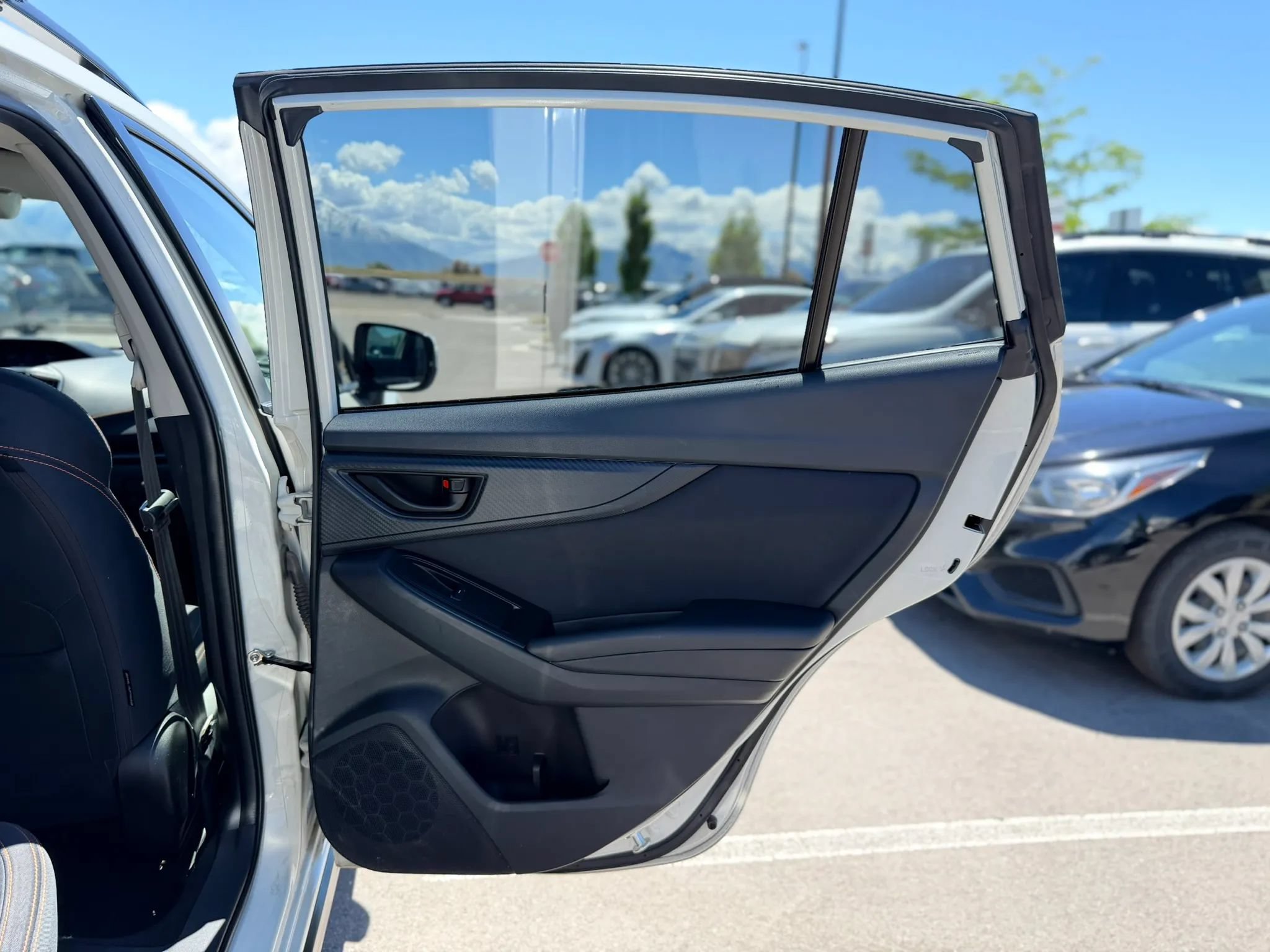 Used 2021 Subaru Crosstrek 2.0i Premium AWD/4WD image 9