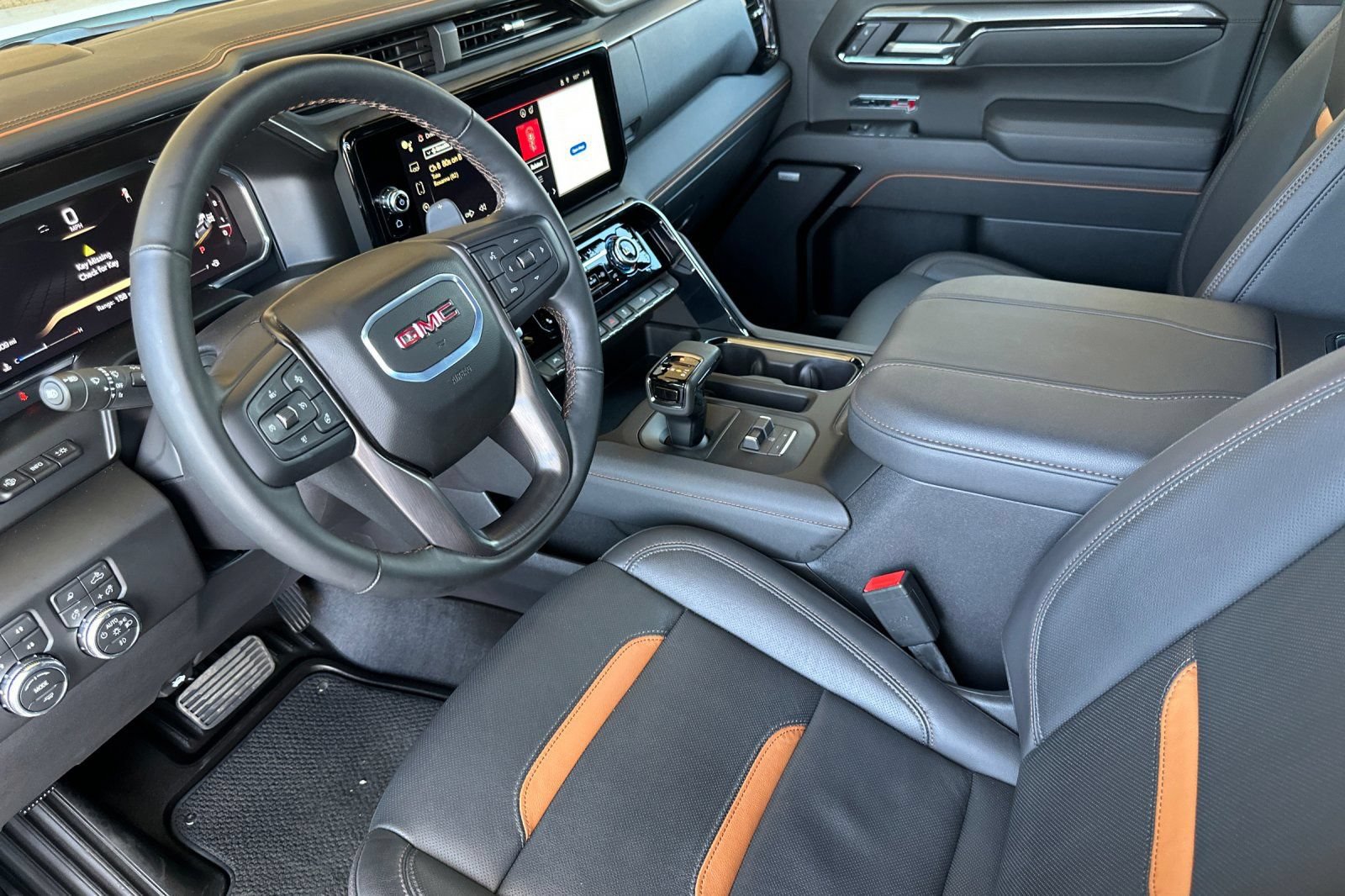 Used 2026 GMC Sierra 1500 AT4 w/ Technology Package AWD/4WD image 10
