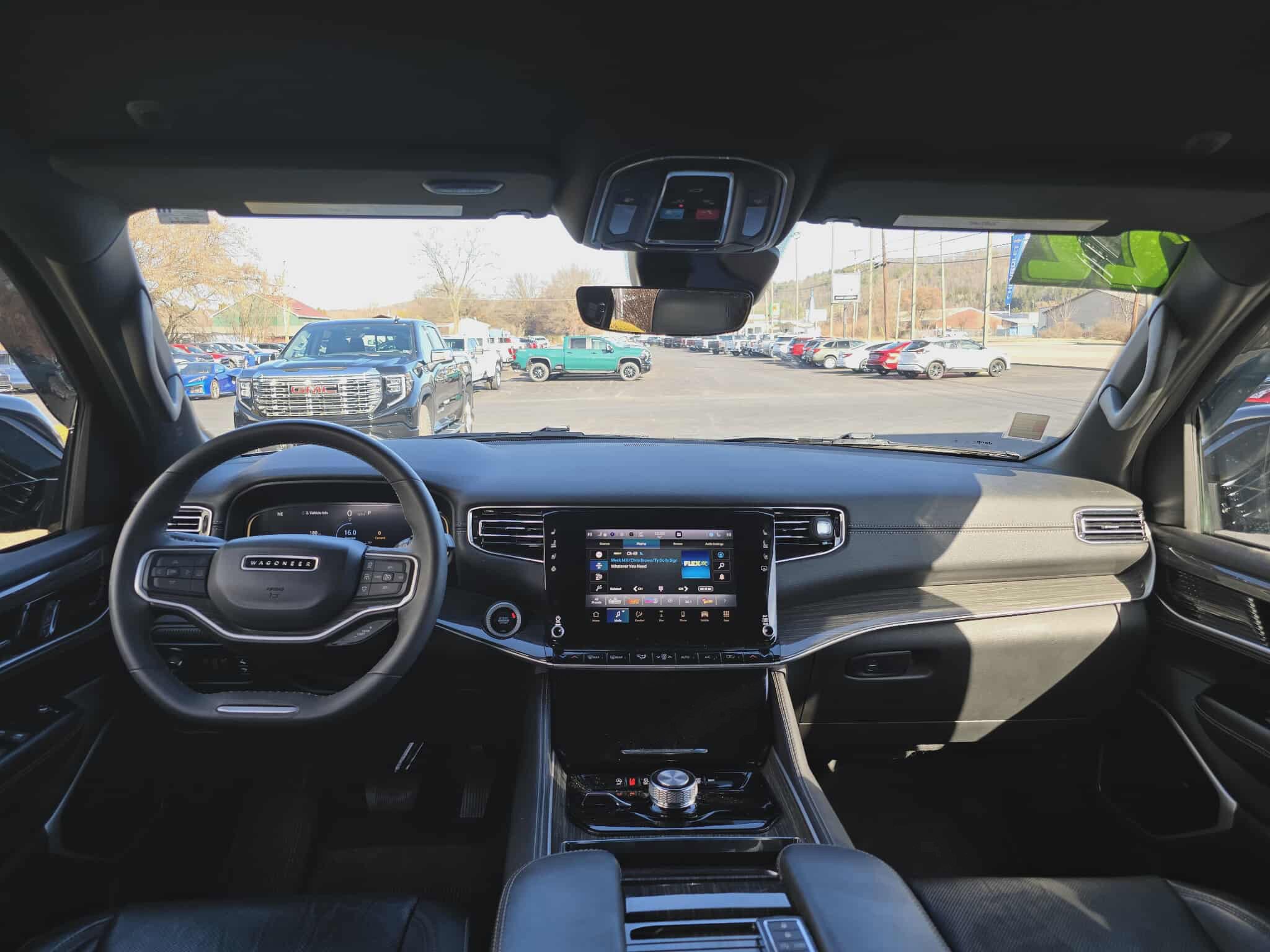 Used 2022 Jeep Wagoneer Series II image 15