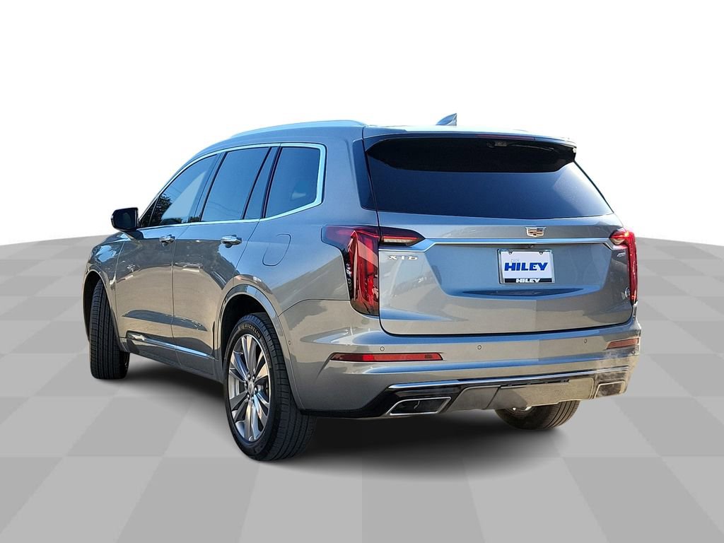 Used 2023 Cadillac XT6 Premium Luxury w/ Technology Package image 6