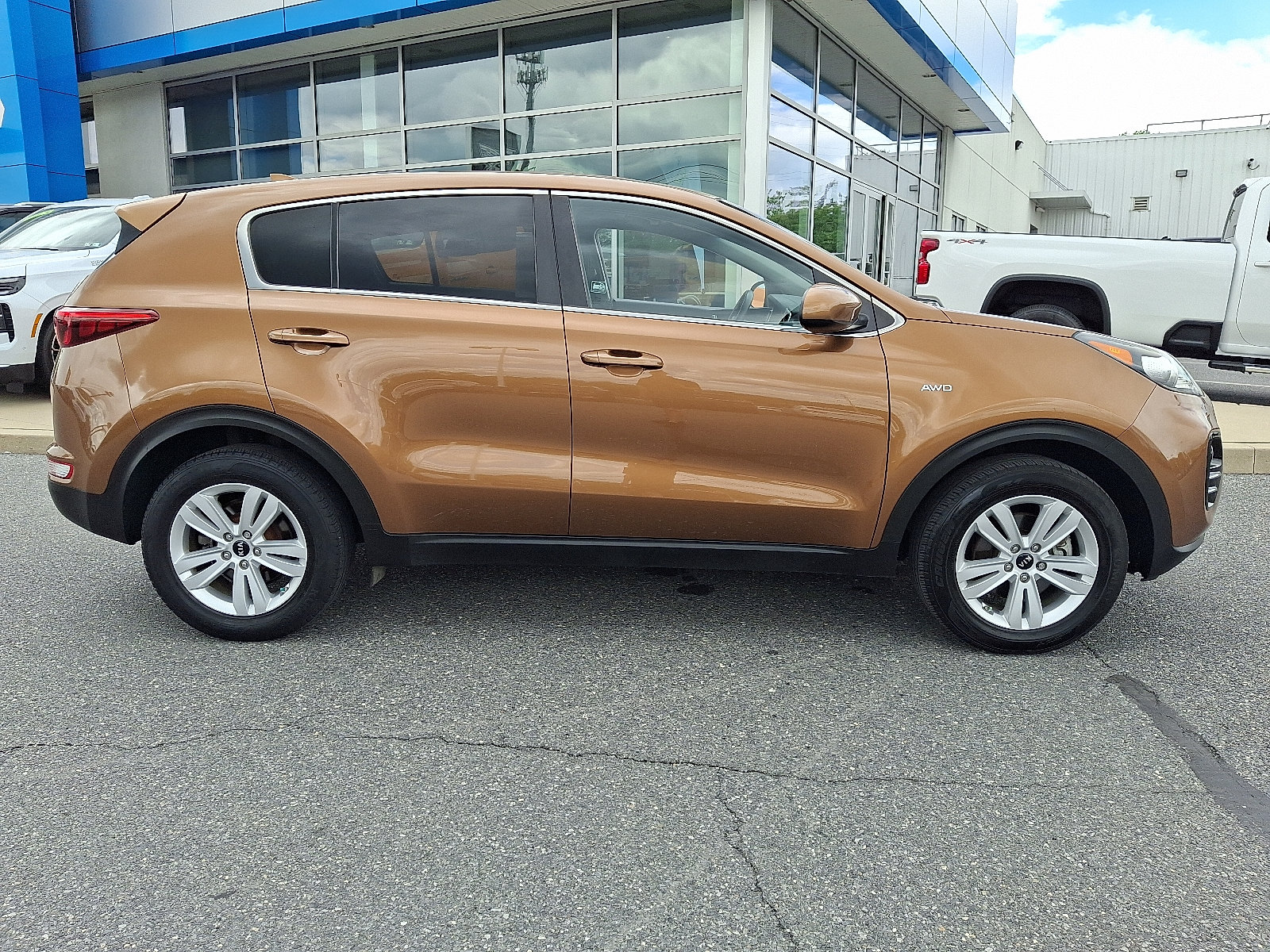 Used 2019 Kia Sportage LX AWD/4WD image 8