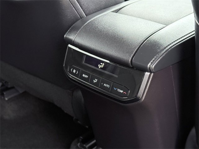 Certified 2025 Toyota Highlander Limited image 16