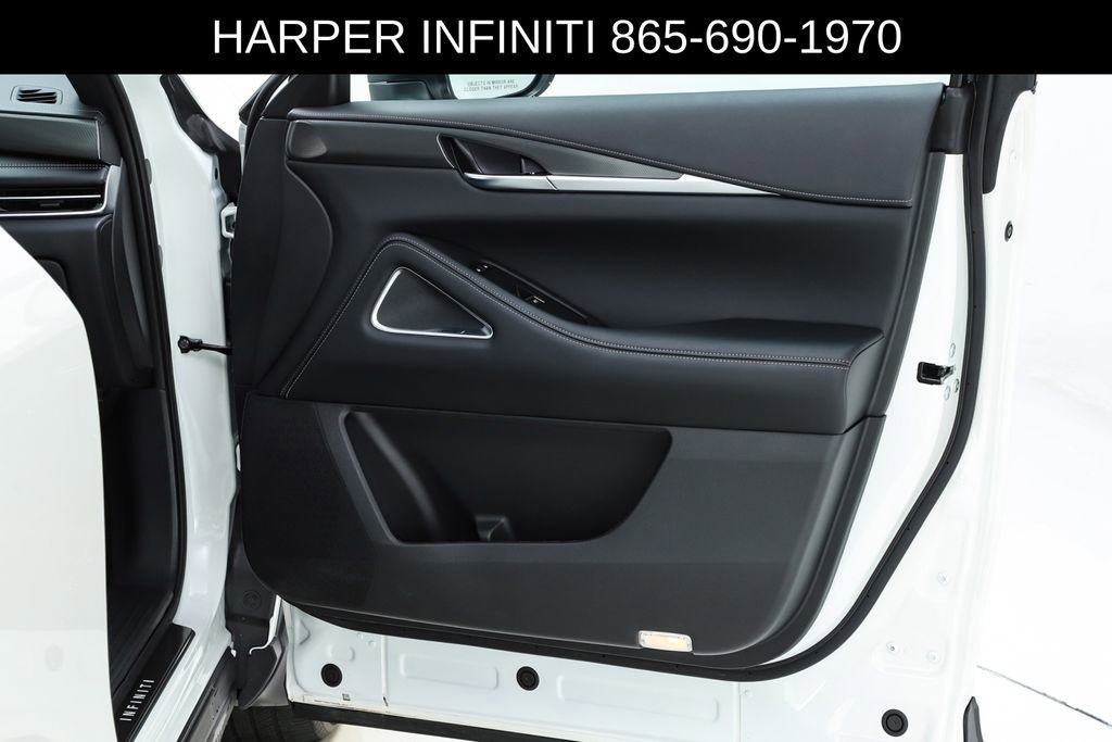 Used 2025 INFINITI QX60 Luxe w/ Black Edition image 34