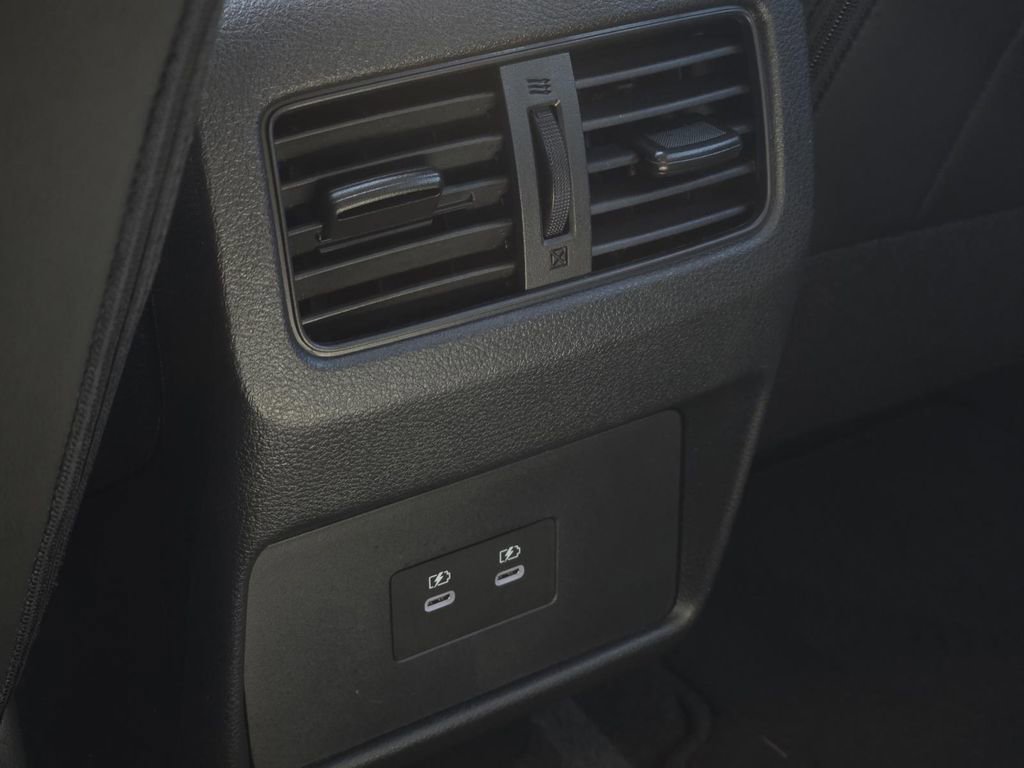 Certified 2026 Nissan Rogue SV w/ SV Premium Package image 15