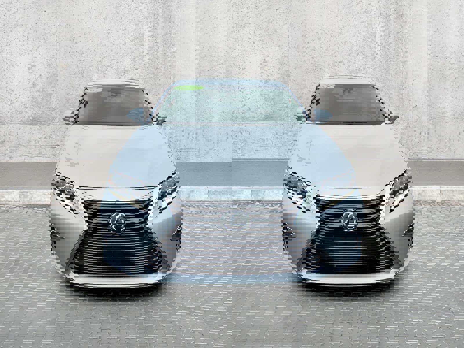 Used 2017 Lexus ES 350 w/ Navigation System Package image 3