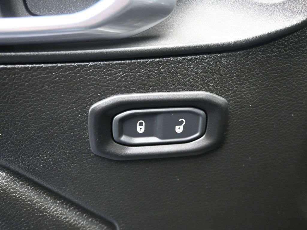 Used 2021 Jeep Gladiator Sport image 13