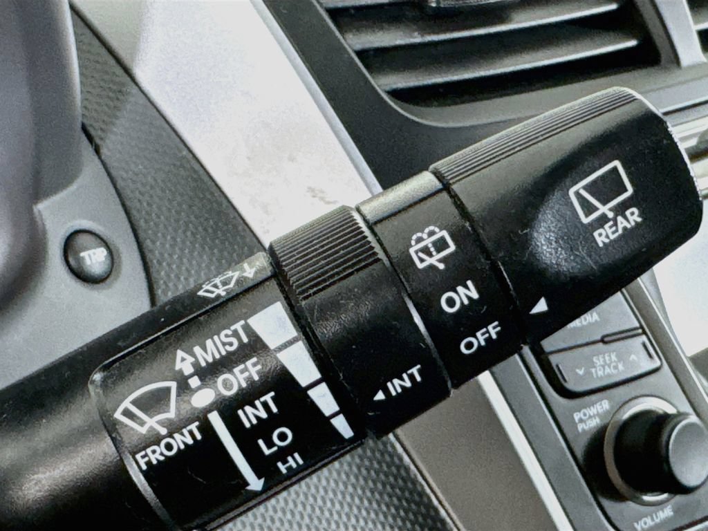 Used 2015 Hyundai Accent GS FWD image 13