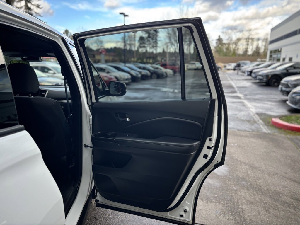 Used 2021 Honda Passport Sport image 18