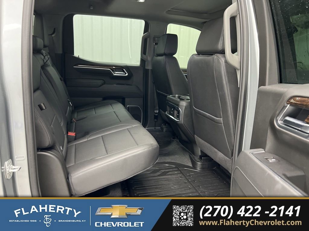 Used 2025 GMC Sierra 1500 Elevation w/ Elevation Premium Package image 13