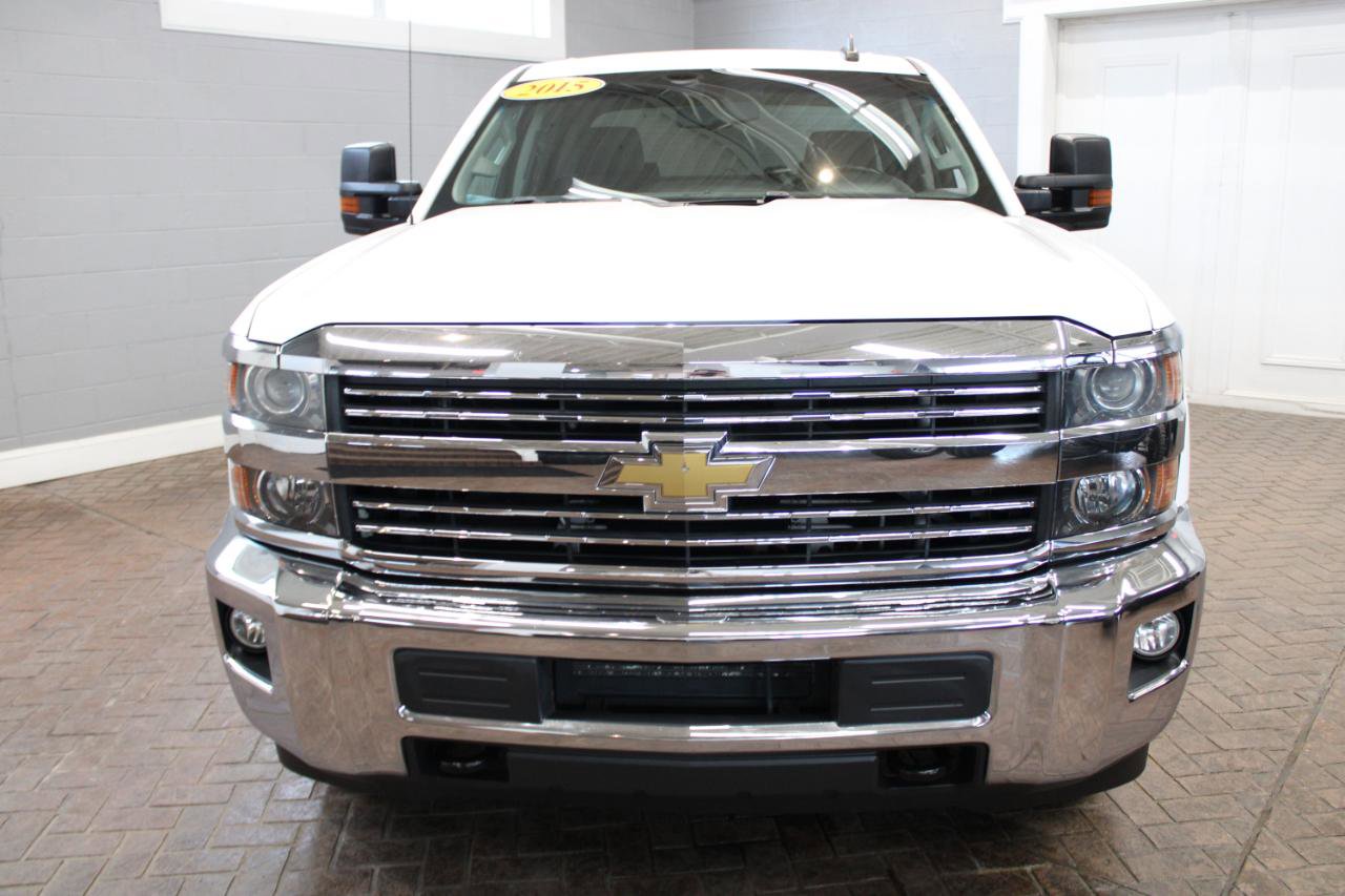 Used 2015 Chevrolet Silverado 2500 LT w/ LT Convenience Package image 2