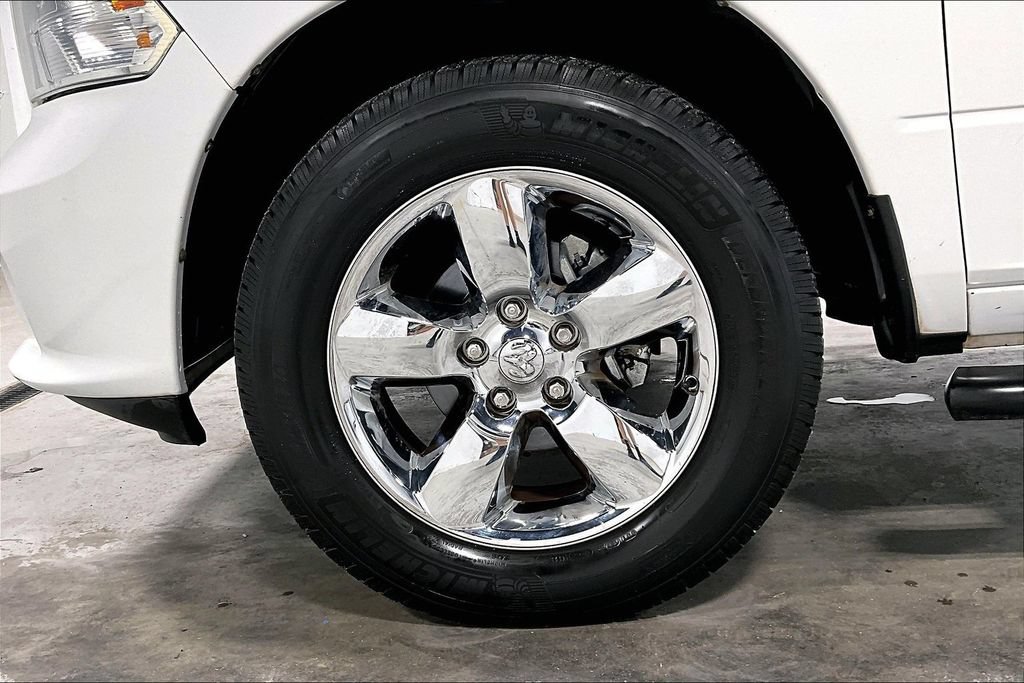 Used 2018 RAM 1500 Express w/ Express Value Package AWD/4WD image 10