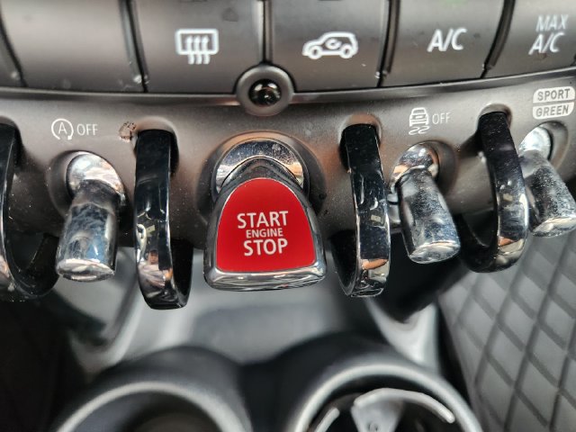 Used 2024 MINI Cooper John Cooper Works FWD image 20