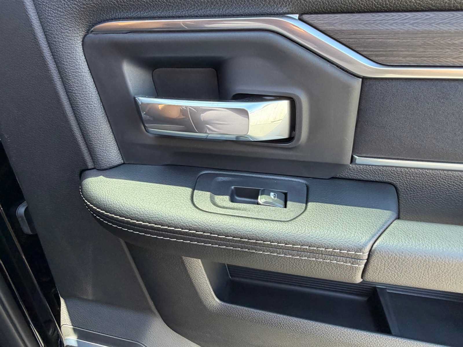 New 2026 RAM 2500 Laramie AWD/4WD image 20