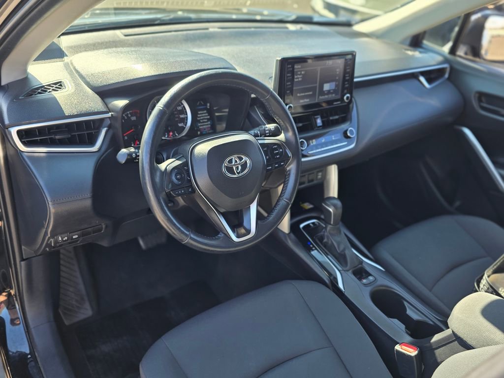 Used 2022 Toyota Corolla Cross LE FWD image 21
