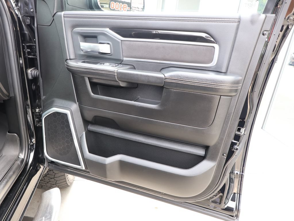 Used 2020 RAM 2500 Laramie AWD/4WD image 35