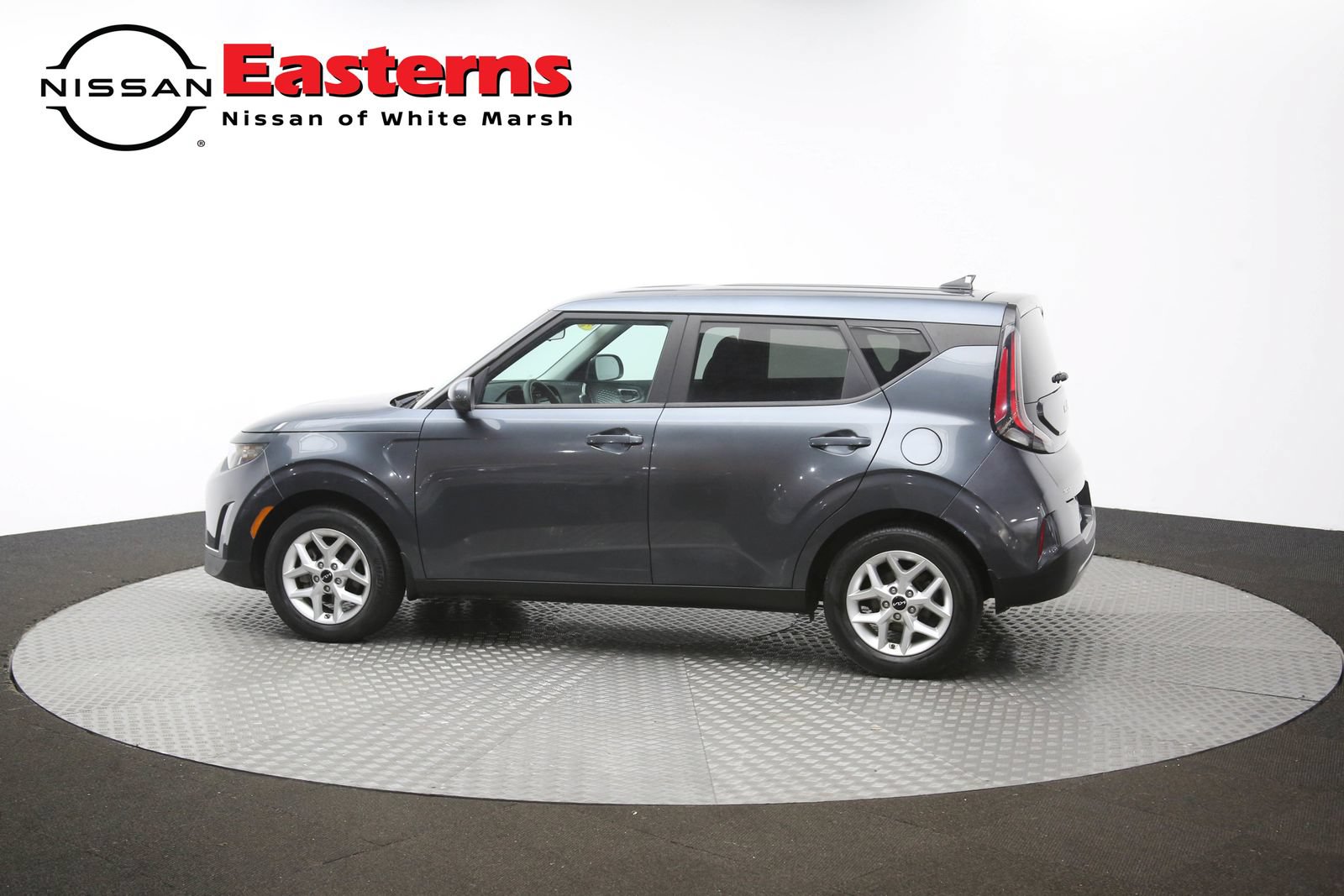 Used 2023 Kia Soul LX w/ LX Technology Package FWD image 58