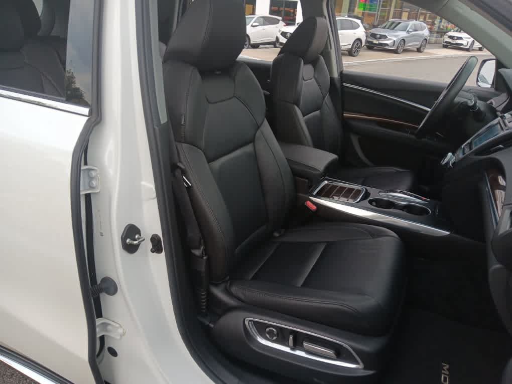 Used 2019 Acura MDX SH-AWD image 18