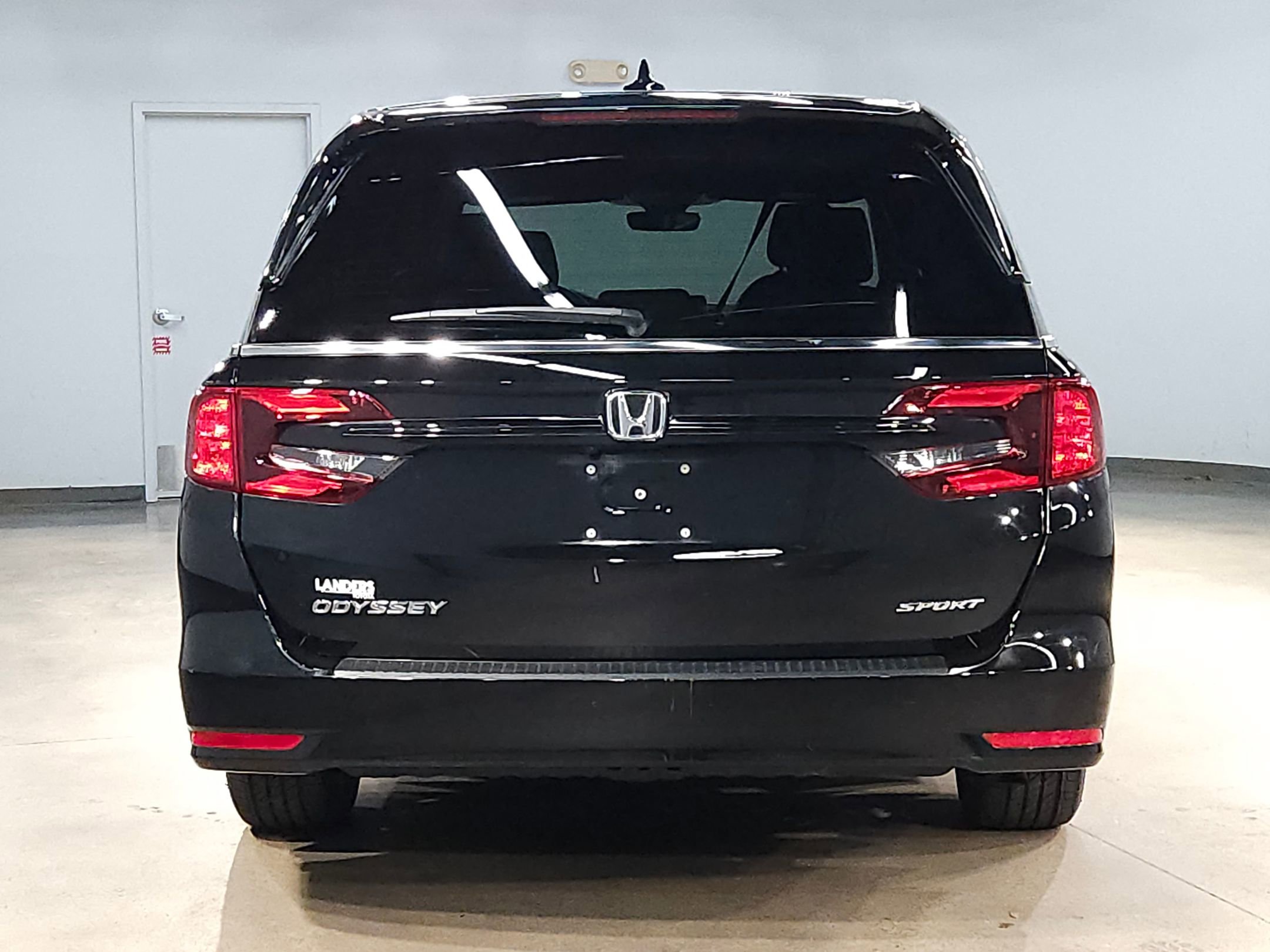 Used 2023 Honda Odyssey Sport image 6