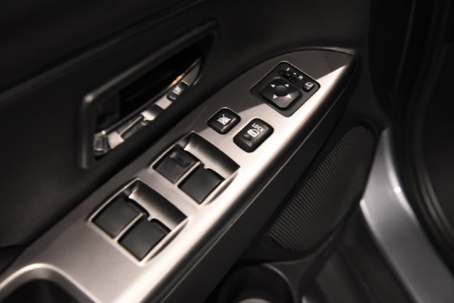 Used 2022 Mitsubishi Outlander Sport SE AWD/4WD image 13