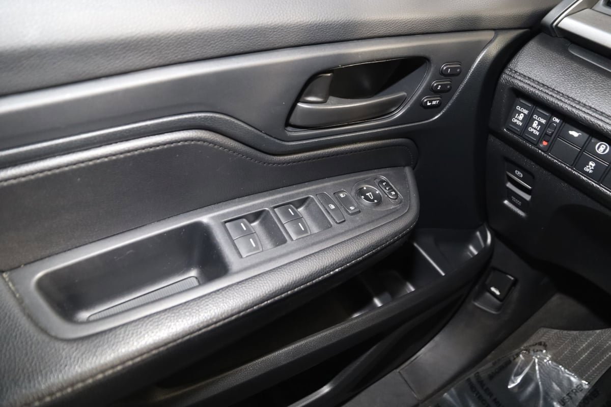 Used 2023 Honda Odyssey Sport image 30