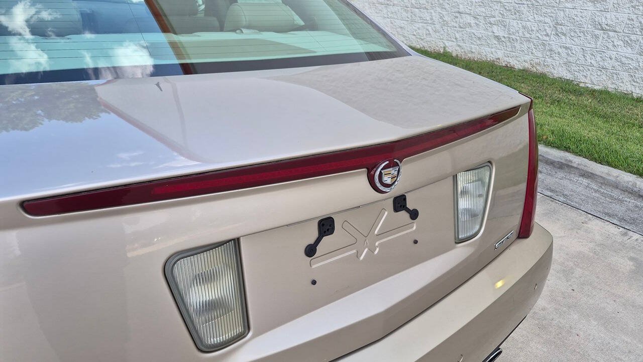 Used 2005 Cadillac STS w/ Preferred Equipment Group RWD image 16