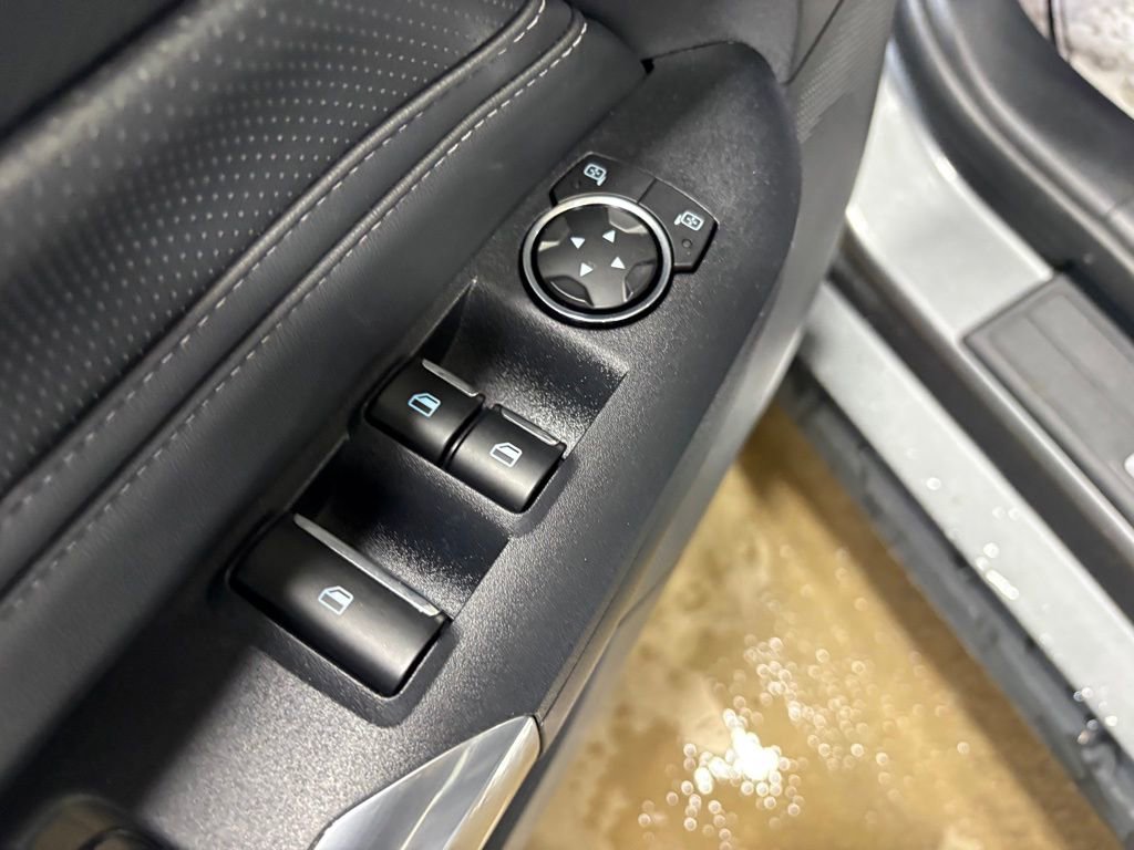 Certified 2025 Ford Mustang Premium image 21