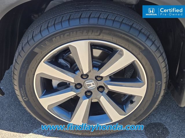 Certified 2025 Honda Pilot Touring image 12