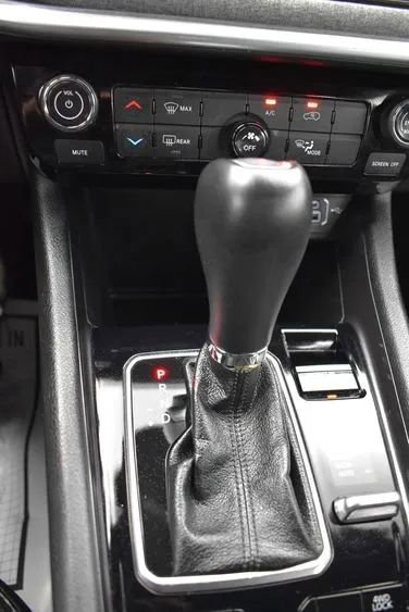 Used 2024 Jeep Compass Latitude AWD/4WD image 35