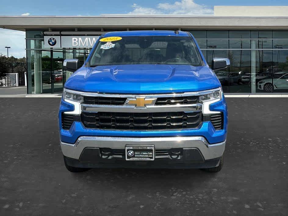 Used 2025 Chevrolet Silverado 1500 LT AWD/4WD image 2