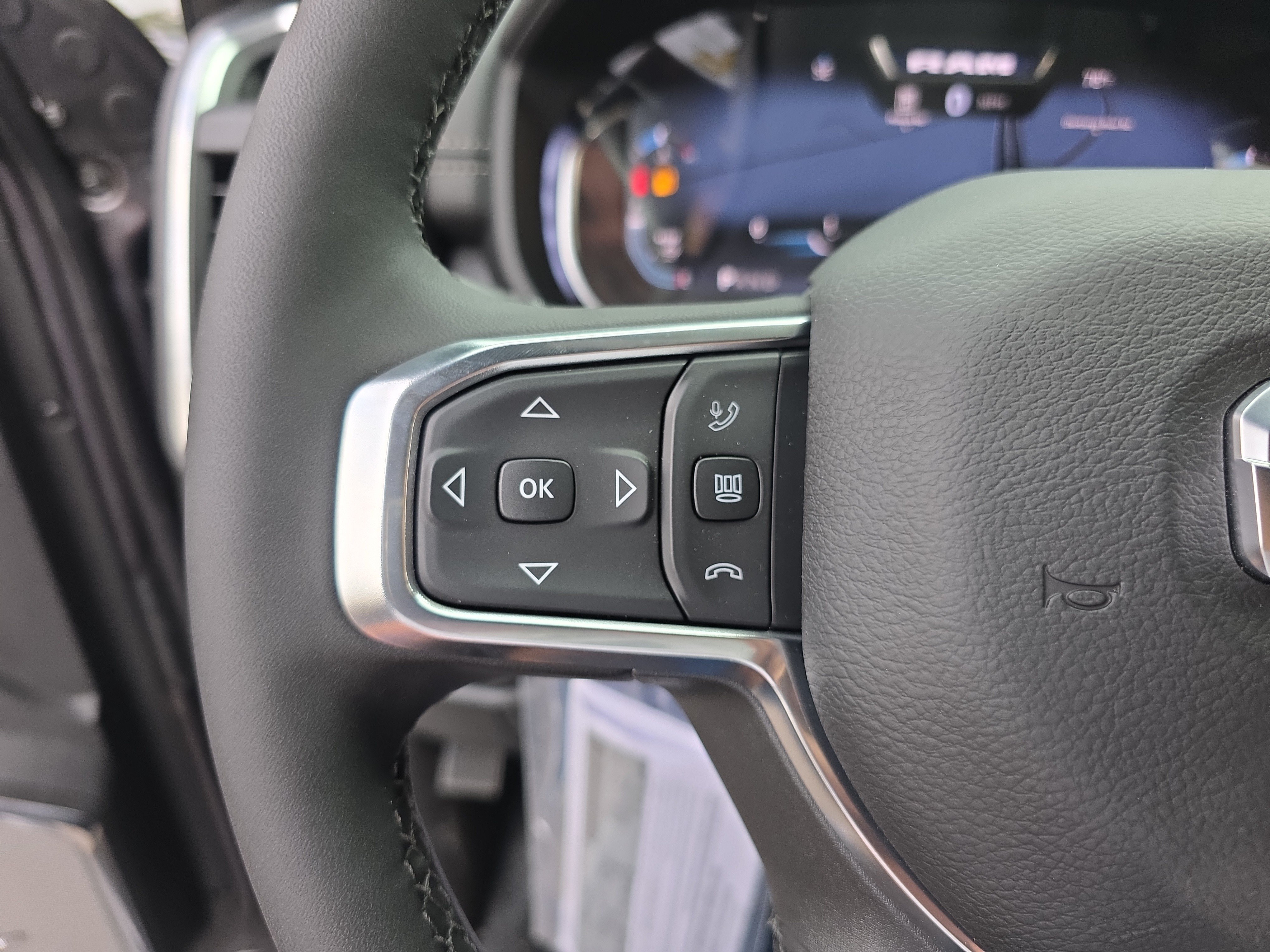 New 2027 RAM 5500 4x4 Crew Cab image 13