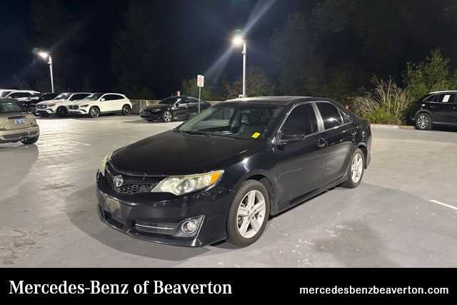 Used 2012 Toyota Camry SE w/ Leather Pkg FWD image 1