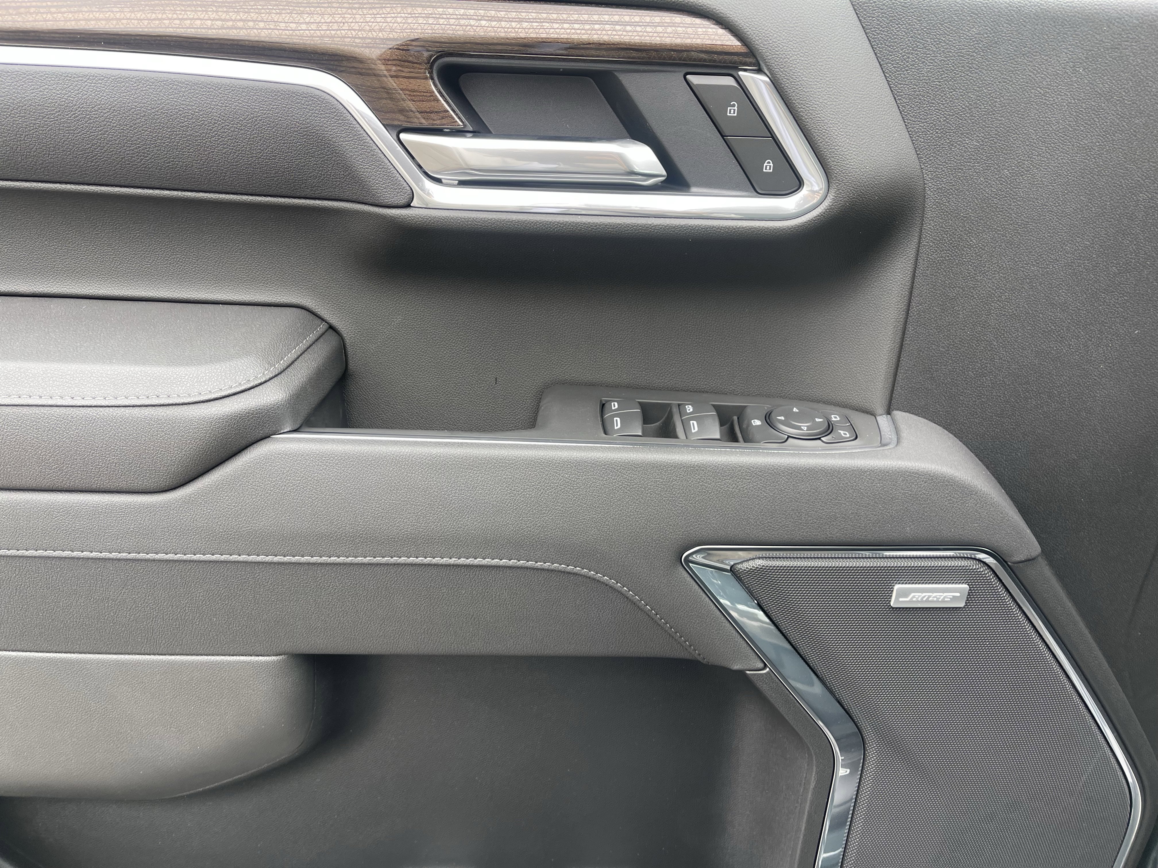 New 2026 Chevrolet Silverado 1500 LT Trail Boss w/ Convenience Package II image 10