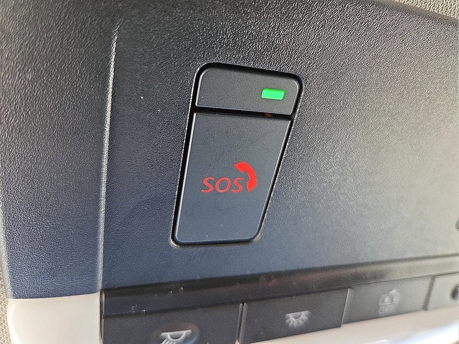 Used 2025 Nissan Pathfinder SV image 20