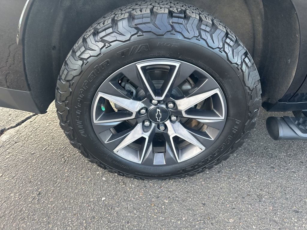 Used 2021 Chevrolet Tahoe Z71 image 40