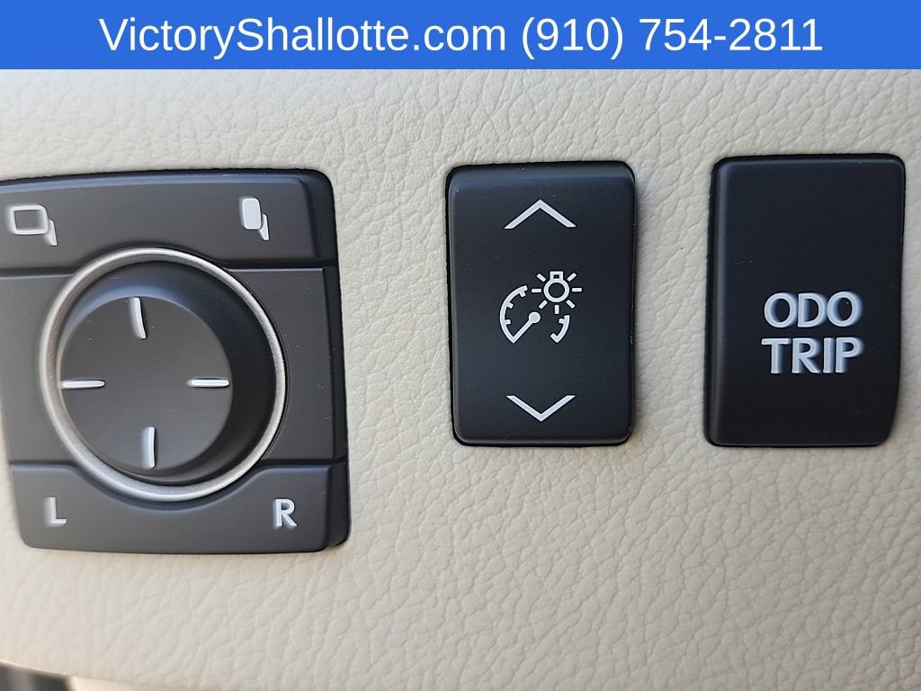 Used 2017 Lexus GX 460 Premium AWD/4WD image 18