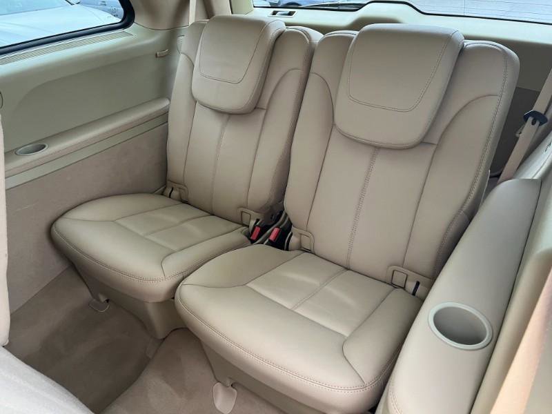 Used 2011 Mercedes-Benz GL 450 4MATIC image 15