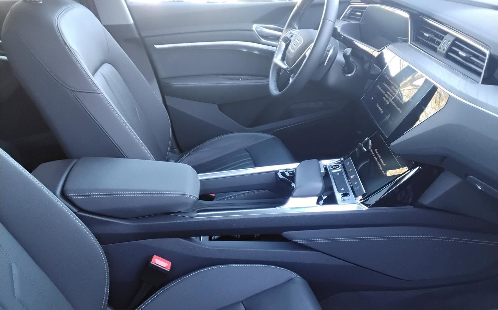 Certified 2022 Audi e-tron Premium w/ Convenience Plus Package image 26