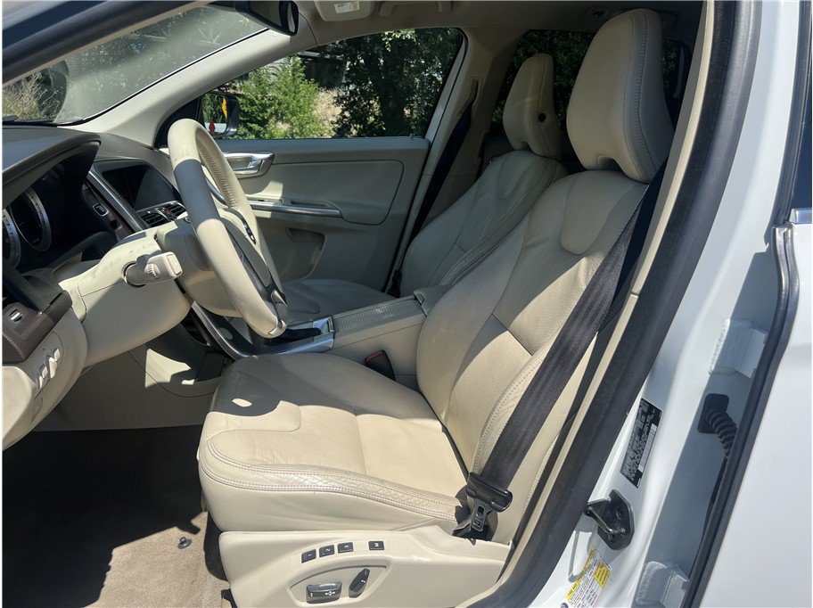 Used 2013 Volvo XC60 3.2 AWD/4WD image 15