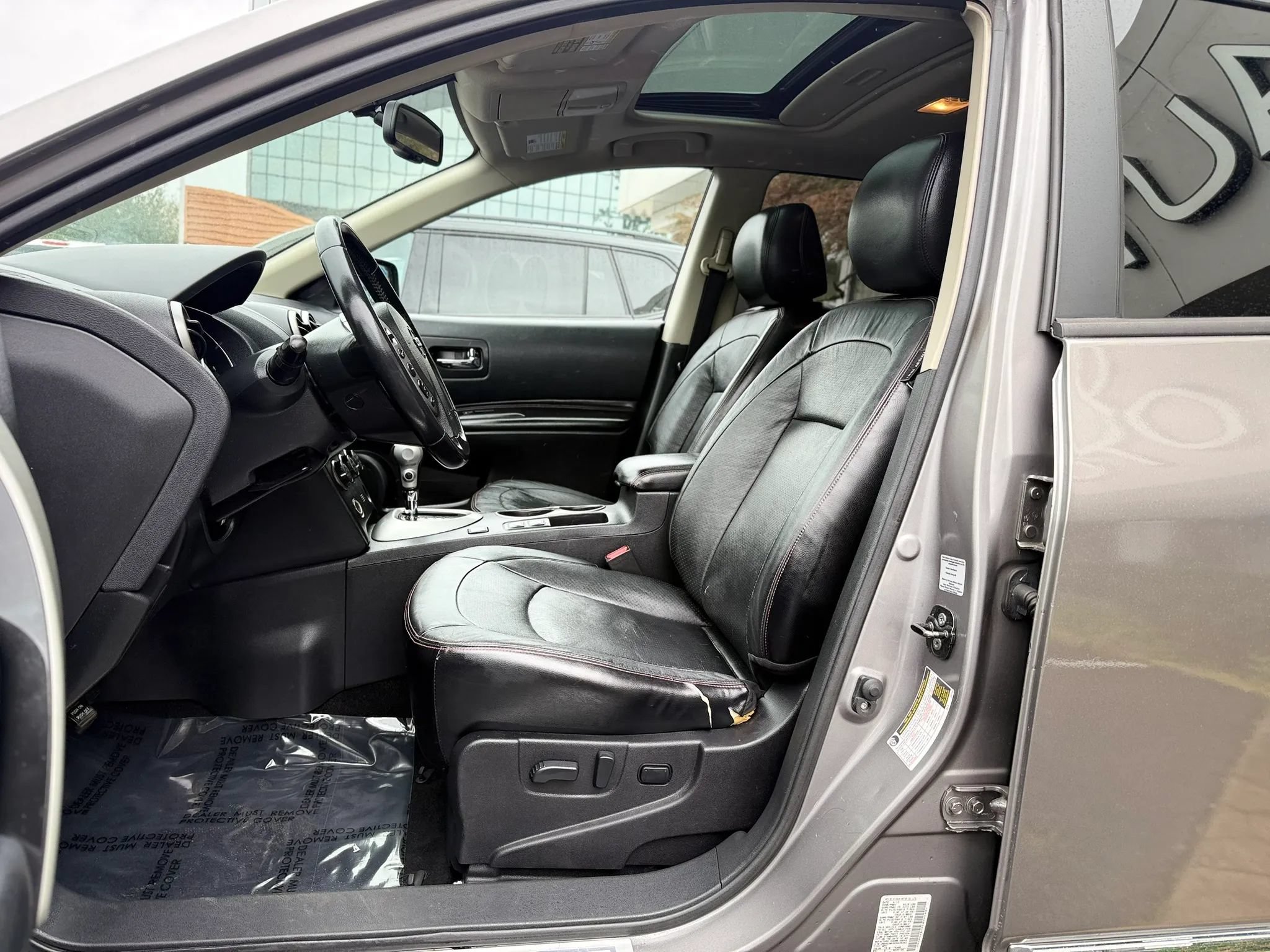 Used 2012 Nissan Rogue SL AWD/4WD image 10