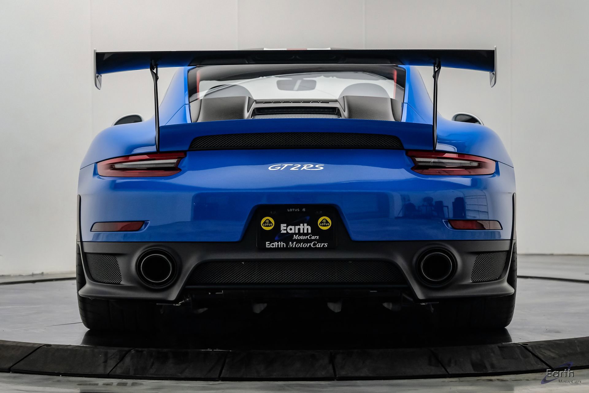 Used 2019 Porsche 911 GT2 RS RWD image 15