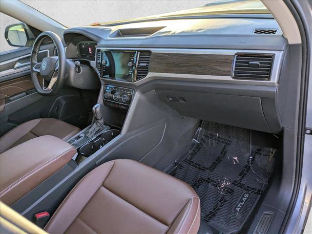 Used 2023 Volkswagen Atlas SE w/ Panoramic Sunroof Package image 23