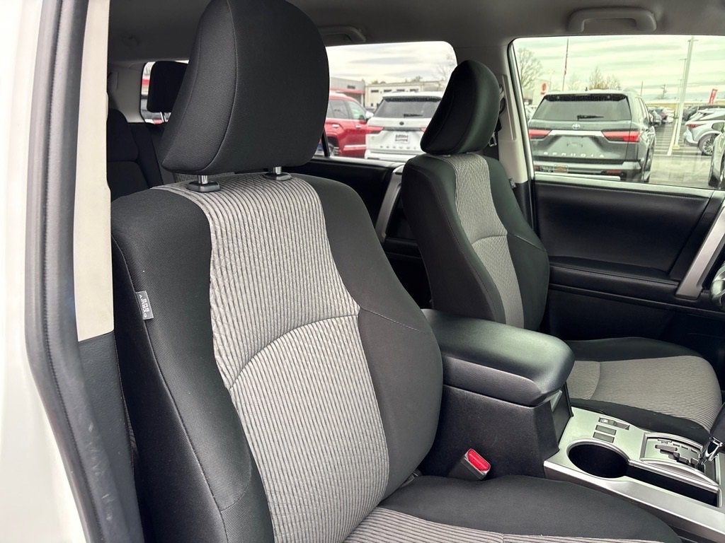 Used 2018 Toyota 4Runner SR5 image 5