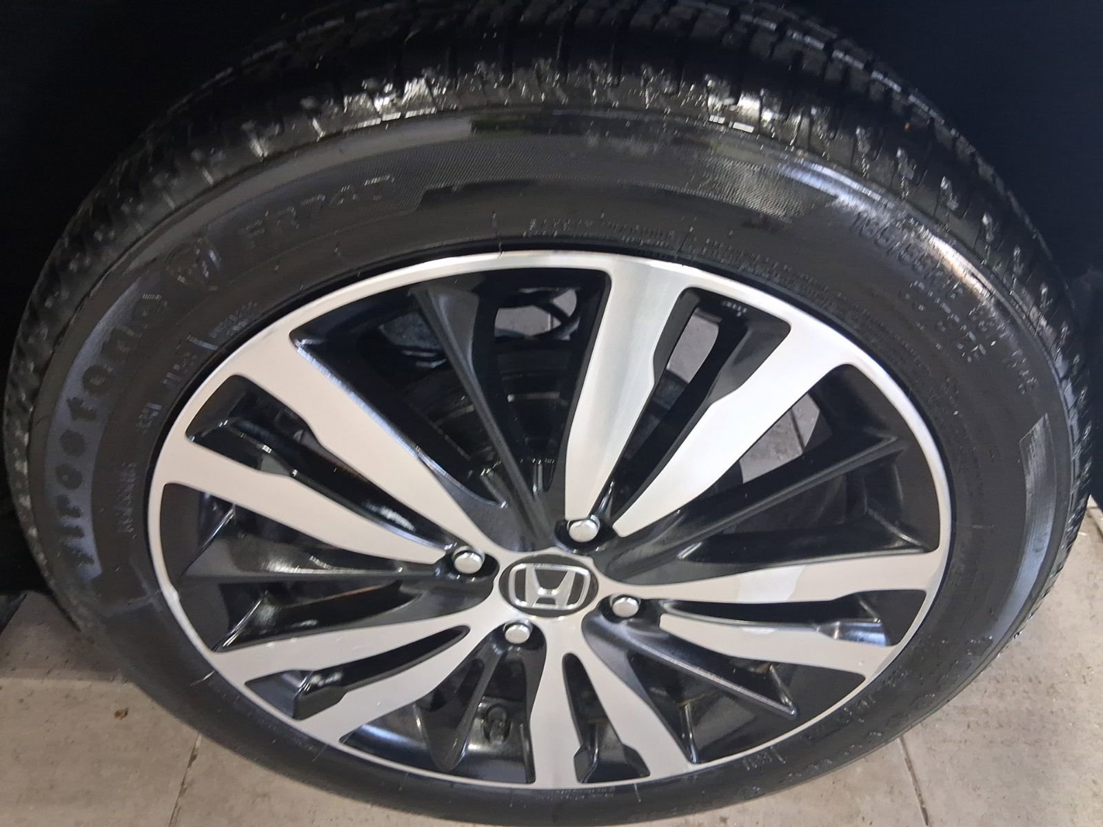 Used 2019 Honda Fit EX image 9